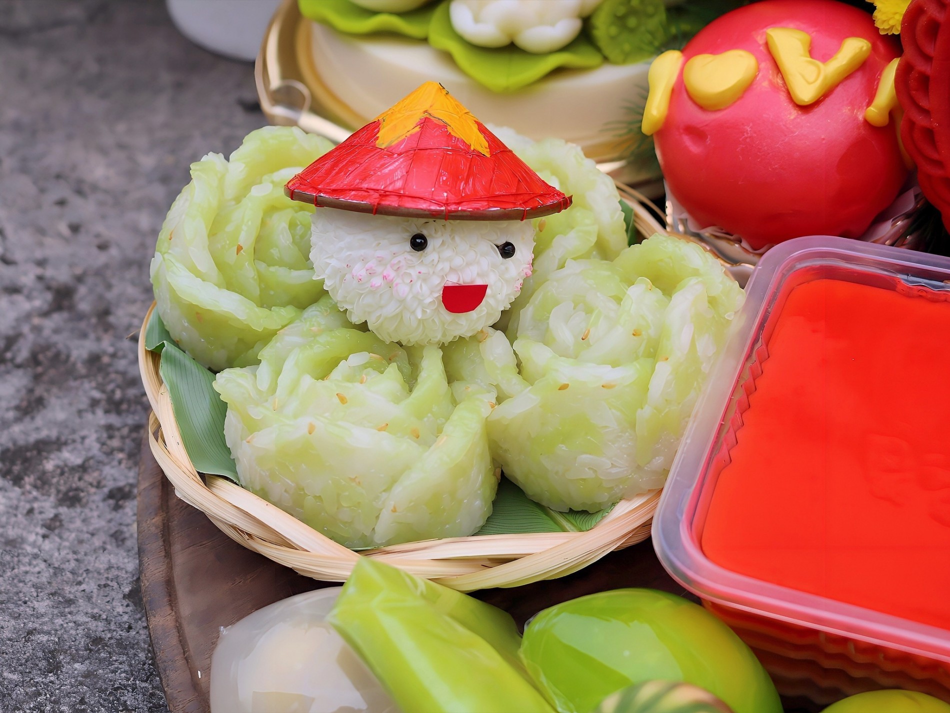 Mãn nhãn mâm cỗ cúng rực rỡ sắc cờ đỏ sao vàng: Gửi trọn tình yêu đất nước