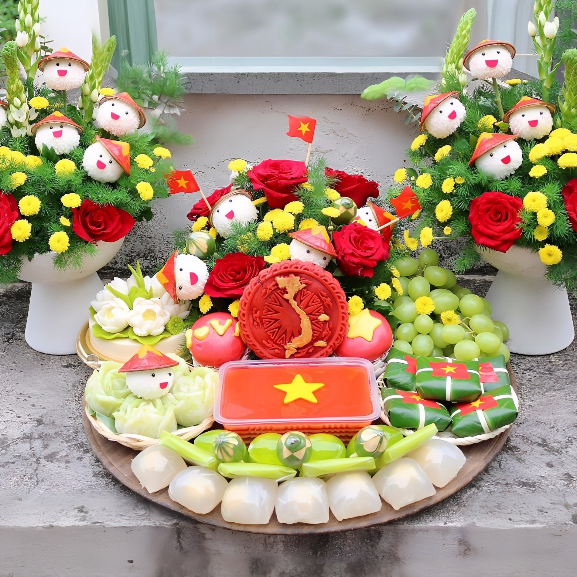 Mãn nhãn mâm cỗ cúng rực rỡ sắc cờ đỏ sao vàng: Gửi trọn tình yêu đất nước